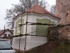 pohled zezadu zleva
