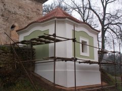 pohled zezadu zprava