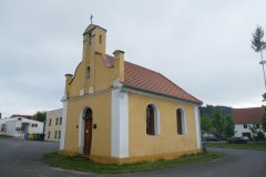 pohled zepředu zprava