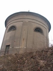 pohled zleva
