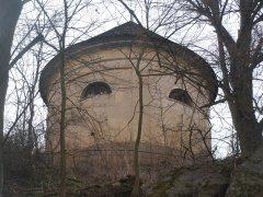 pohled zprava
