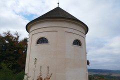 pohled zezadu zprava