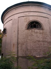 pohled zezadu zprava