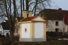 pohled zezadu zprava