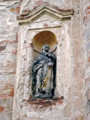 detail sochy na fasádě