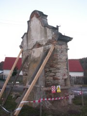 pohled zezadu zleva