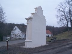 pohled zezadu zprava