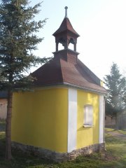 pohled zezadu zleva