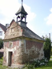 pohled zepředu zprava