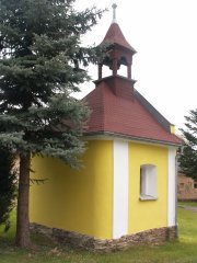 pohled zezadu zleva