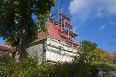 pohled zepředu zprava