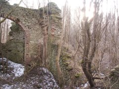 pohled do interiéru - pravá stěna