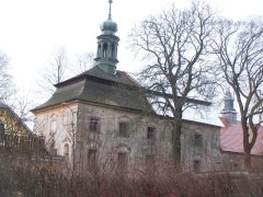 pohled zepředu zprava - oprava střechy