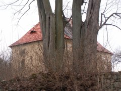 pohled zezadu zleva