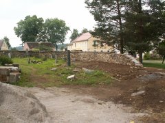 oprava ohradní zdi okolo kostela
