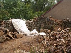 oprava márnice v ohradní zdi okolo kostela