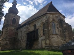 pohled zezadu zprava