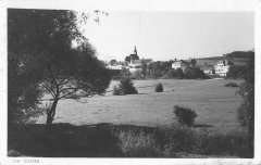 poutní areál na dobové pohlednici