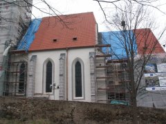 pohled zprava