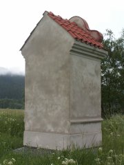 pohled zezadu zleva