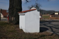 pohled zezadu zleva