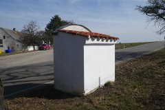 pohled zezadu zprava