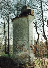 pohled zezadu zleva