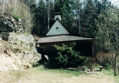 kaple po přestavbě na chatu