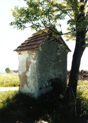 pohled zezadu zprava