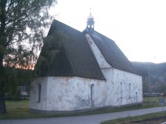 pohled zezadu zleva