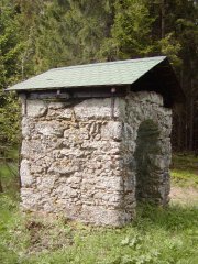 pohled zepředu zleva