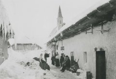 starší foto kostela (v pozadí)