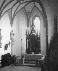 pohled do interiéru - presbytář