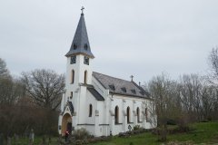 pohled zepředu zprava