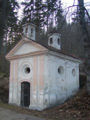 pohled zepředu zprava