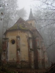 pohled zezadu zleva
