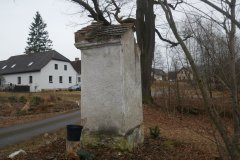 pohled zezadu zprava