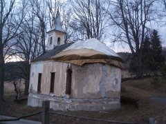 pohled zezadu zprava