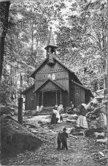 původní kaple na dobové pohlednici