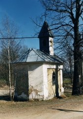 pohled zezadu zleva