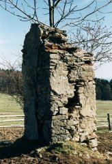 pohled zezadu zleva