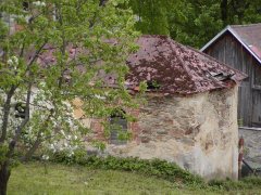 pohled zezadu zprava