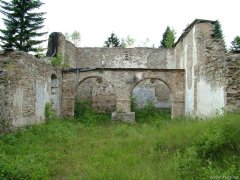 zachovalá kruchta kostela