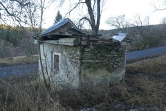 pohled zezadu zprava