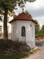 pohled zezadu zleva