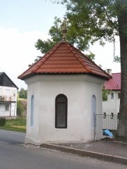 pohled zezadu zprava