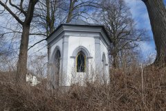 pohled zepředu zprava