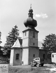 starší foto kostela