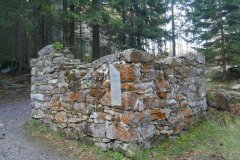 pohled zezadu zprava