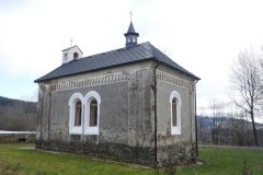 pohled zezadu zprava